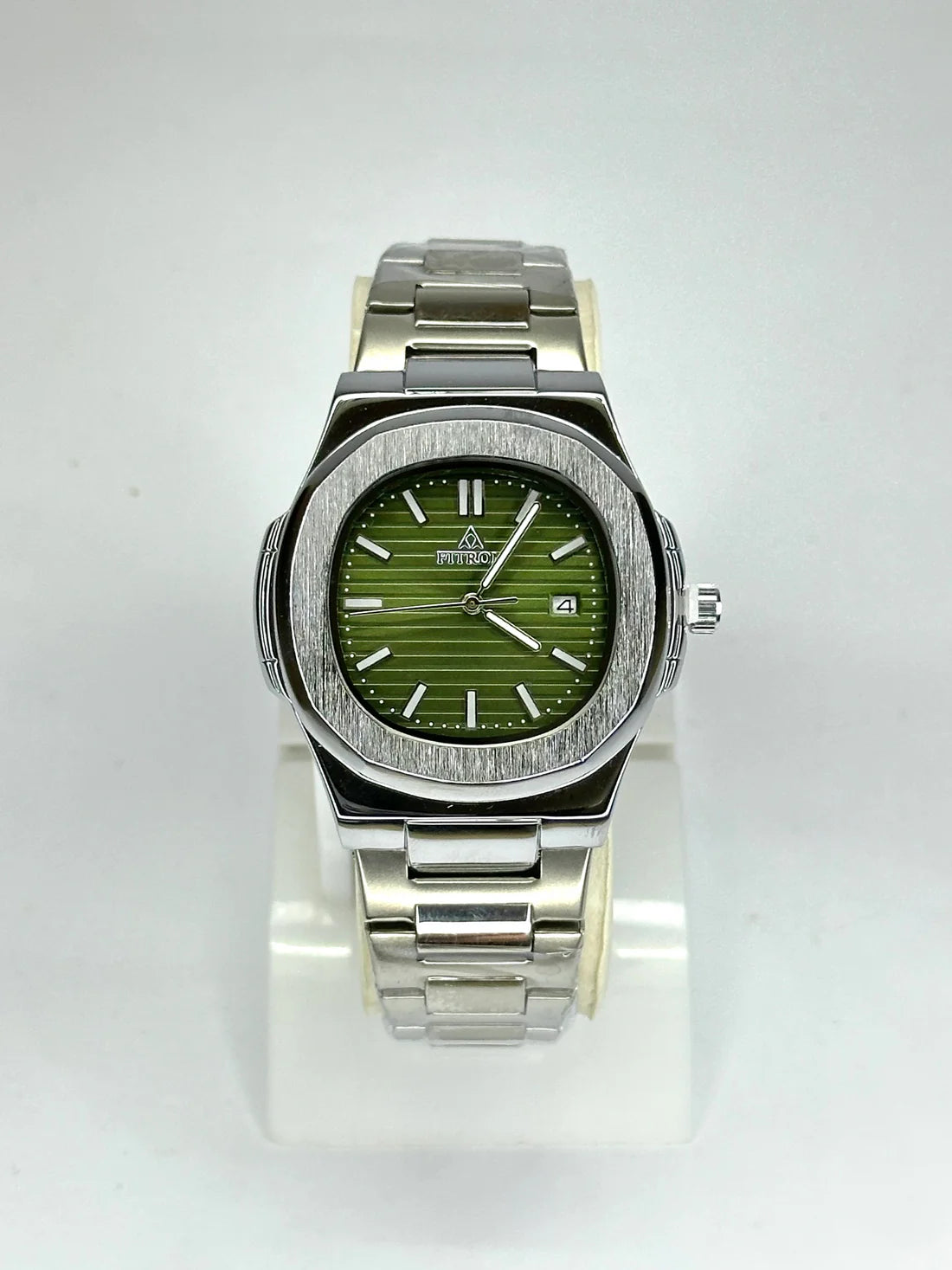 Patek Philippe Nautilus  Silver Chain